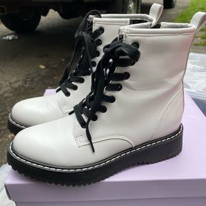 White boots never worn!